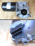 15-03-04-0003 - Silnik wycieraczek Ford Transit 00-14r Valeo