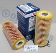 01-01-00-1017 - Wkład filtra oleju Volkswagen Caddy 96-04r,Crafter 06-13r Bosch